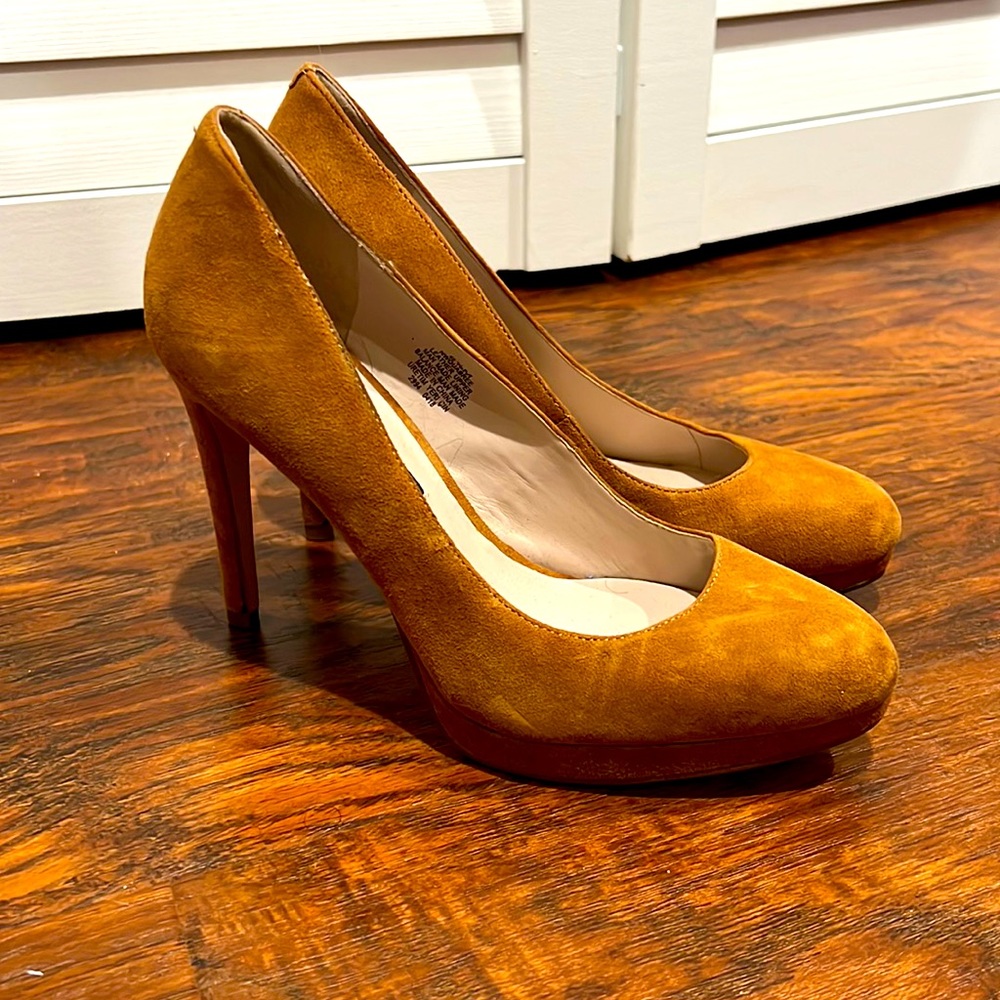 Nine West 6.5 pumps